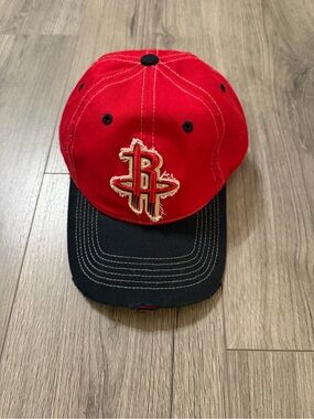Houston Rockets Red and Black Logo Interior Cap